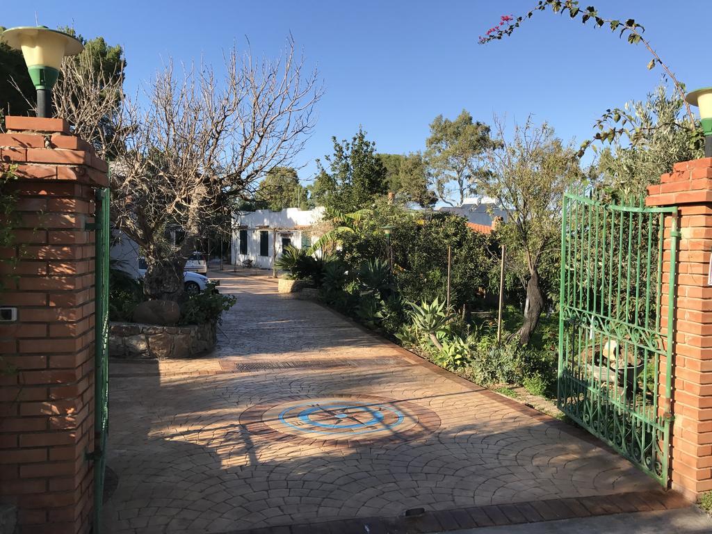 Casa Bianca Rais Gerbi Apartment Finale Luaran gambar