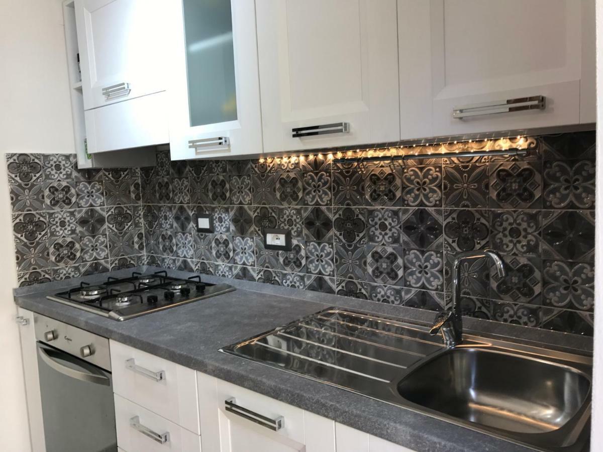 Casa Bianca Rais Gerbi Apartment Finale Luaran gambar